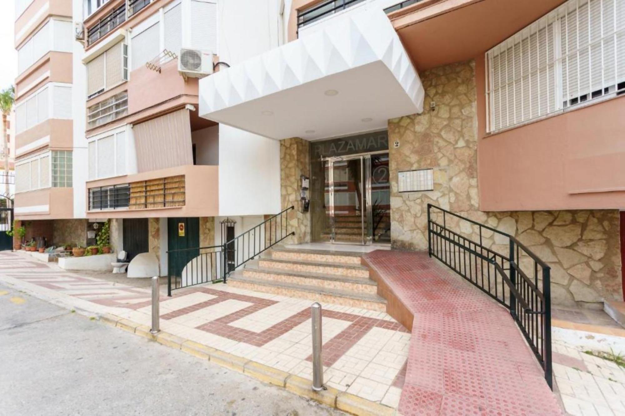Plazamar Centro Apto 1 Dorm 3 Huesped Playa Wifi Torre Del Mar Zewnętrze zdjęcie